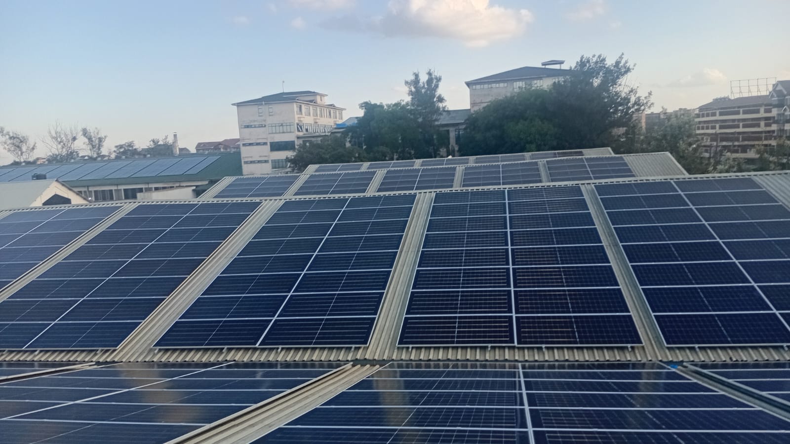 390kWp Grid-Tied image 175